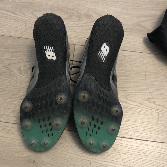New Balance running spikes - Picture 2 of 3